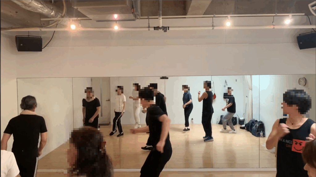 マイケルジャクソンダンス基礎レッスンの様子_ターン_2025年7月29日