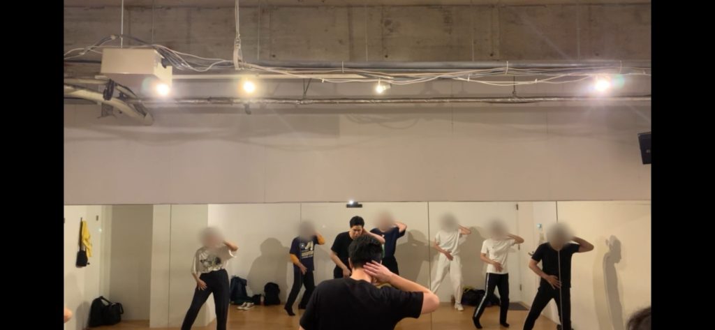 マイケルダンス基礎レッスンの様子