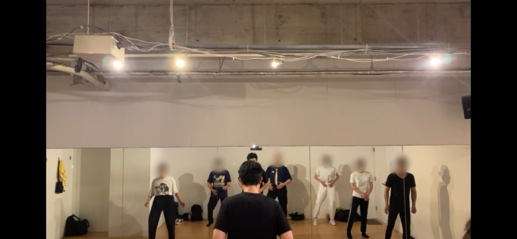 マイケルダンス基礎レッスンの様子