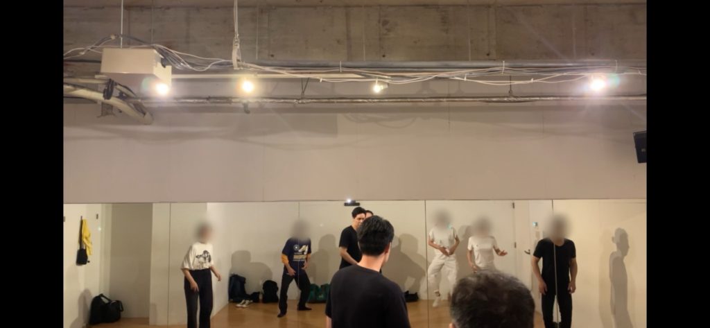 マイケルダンス基礎レッスンの様子